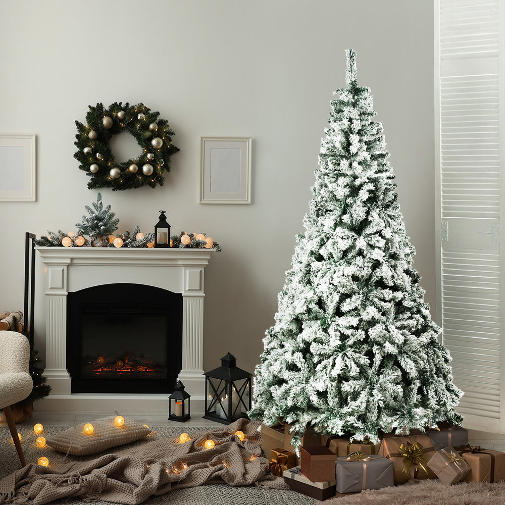 7FT Snow Flocked Green Christmas Tree